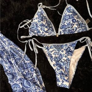 Blue and White Floral Bikini Set - Size M